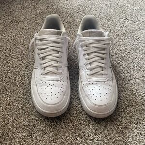 Nike court vision low all white